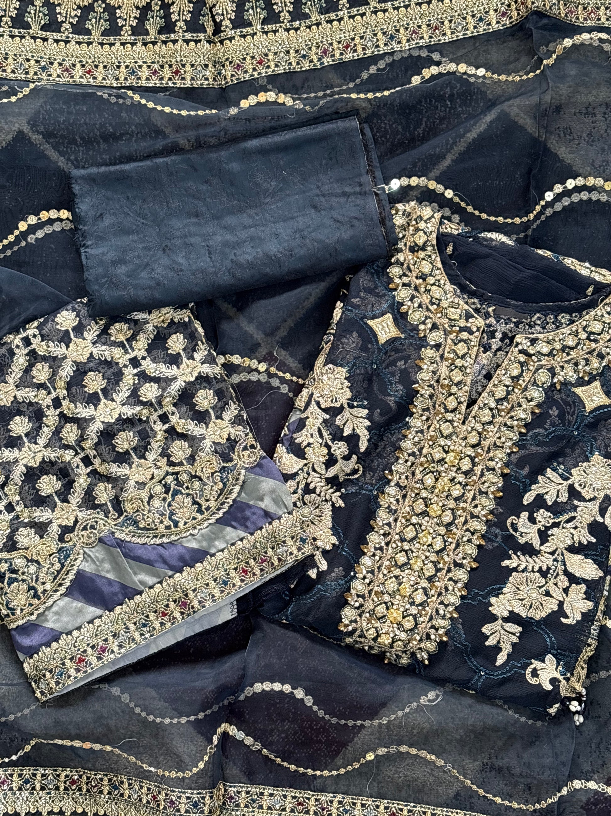 Noor-E-Royale