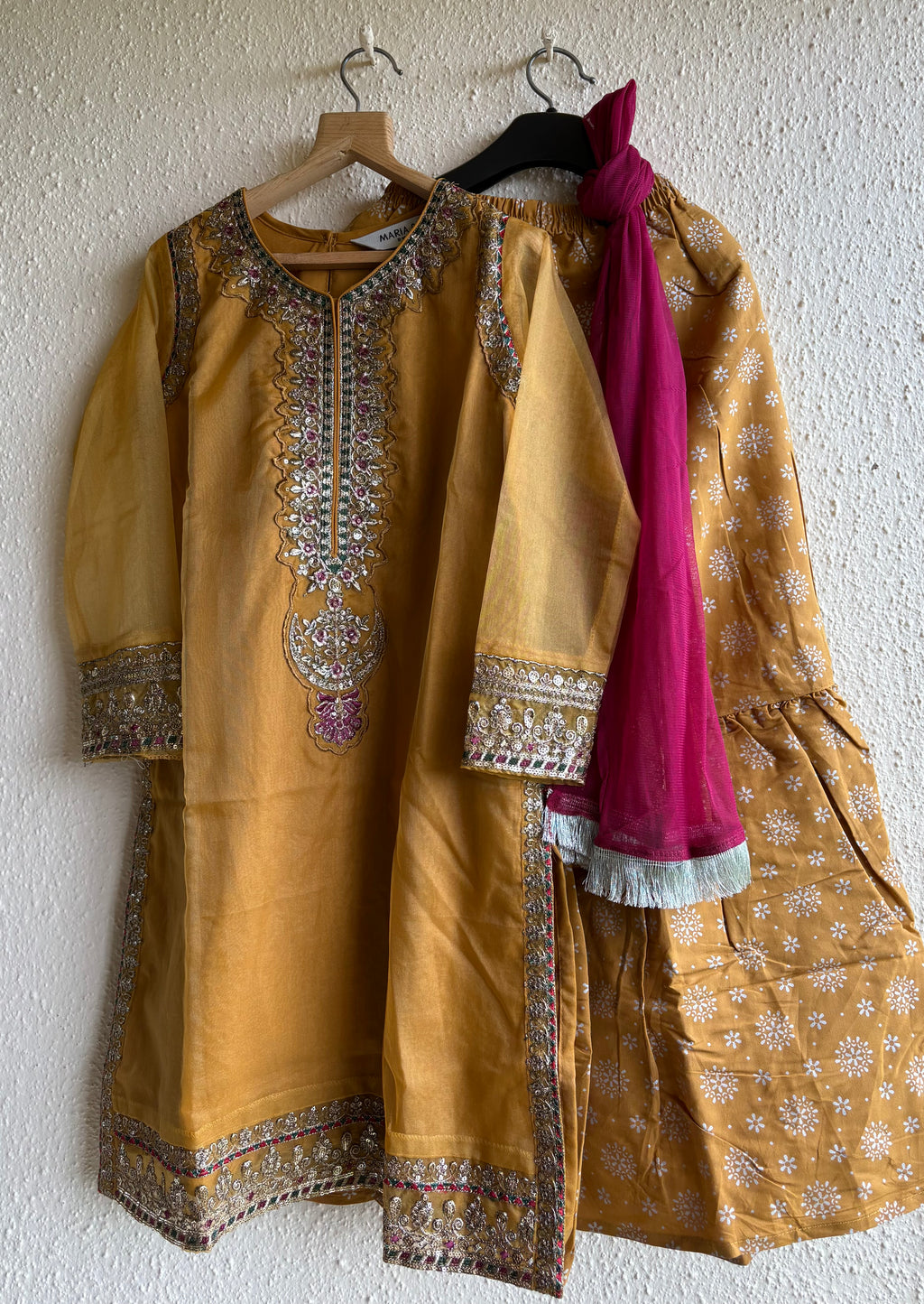 Zar-e-Amber