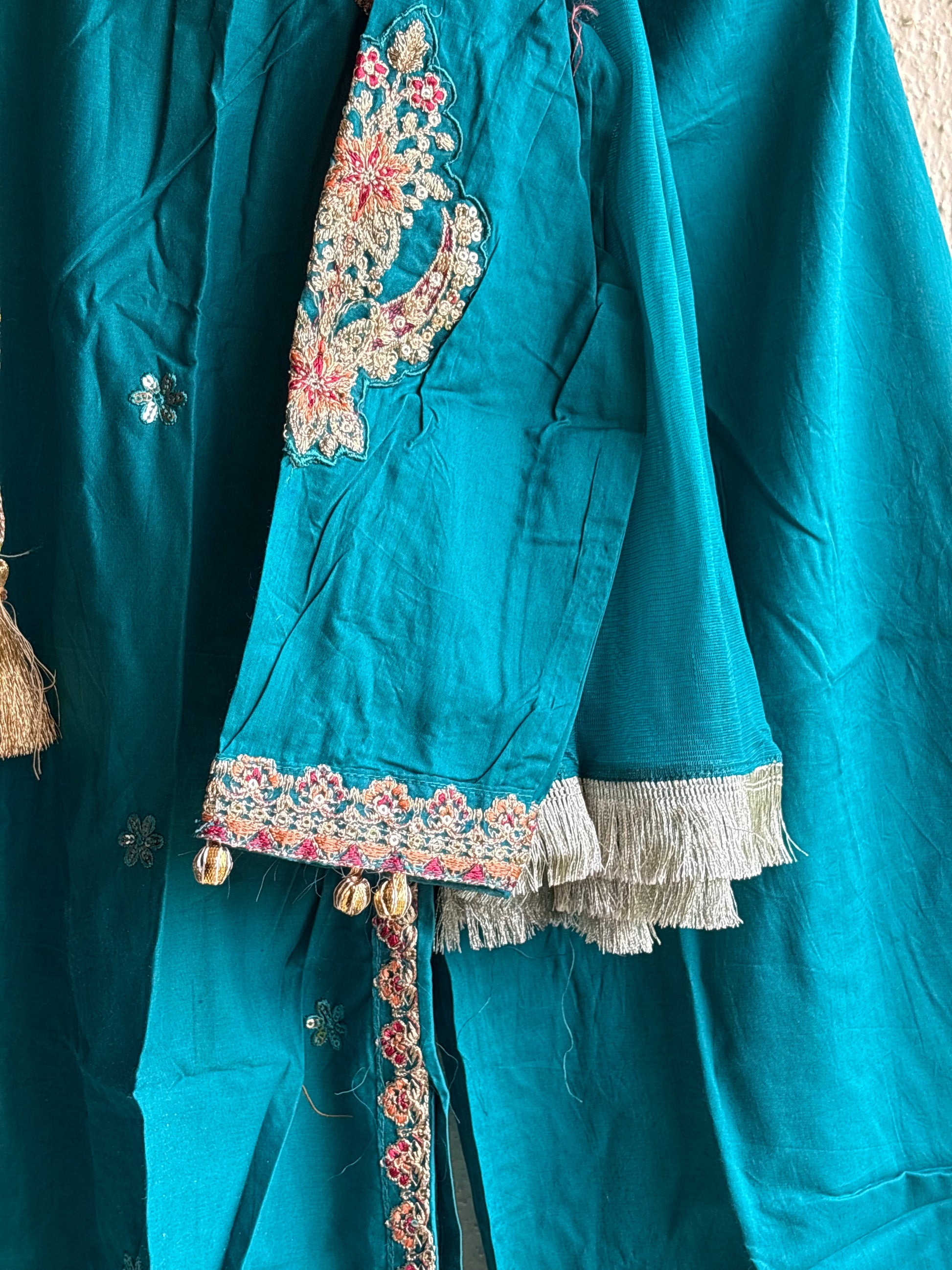 Neelofar-e-Aab