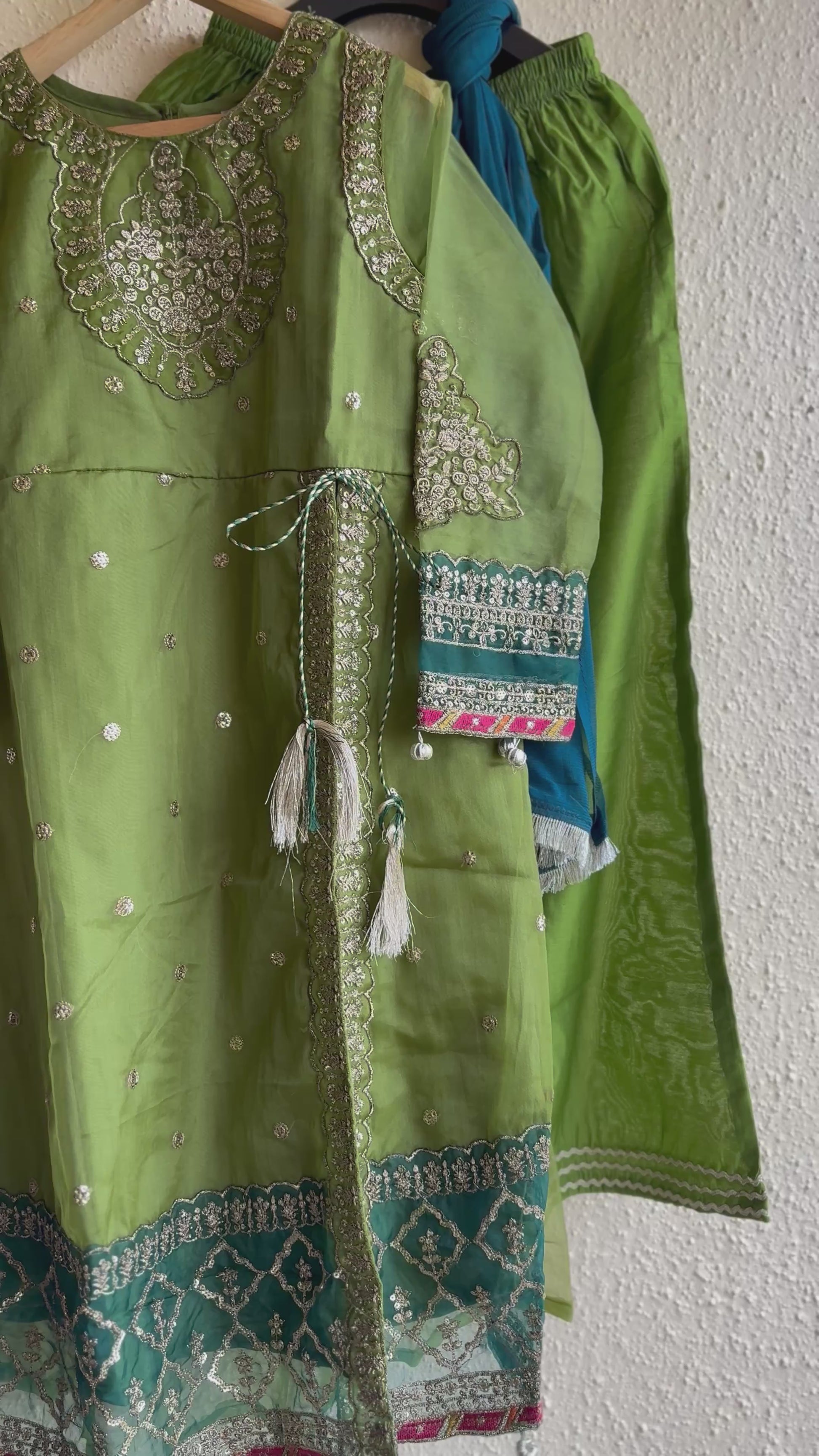 Neem Nazakat