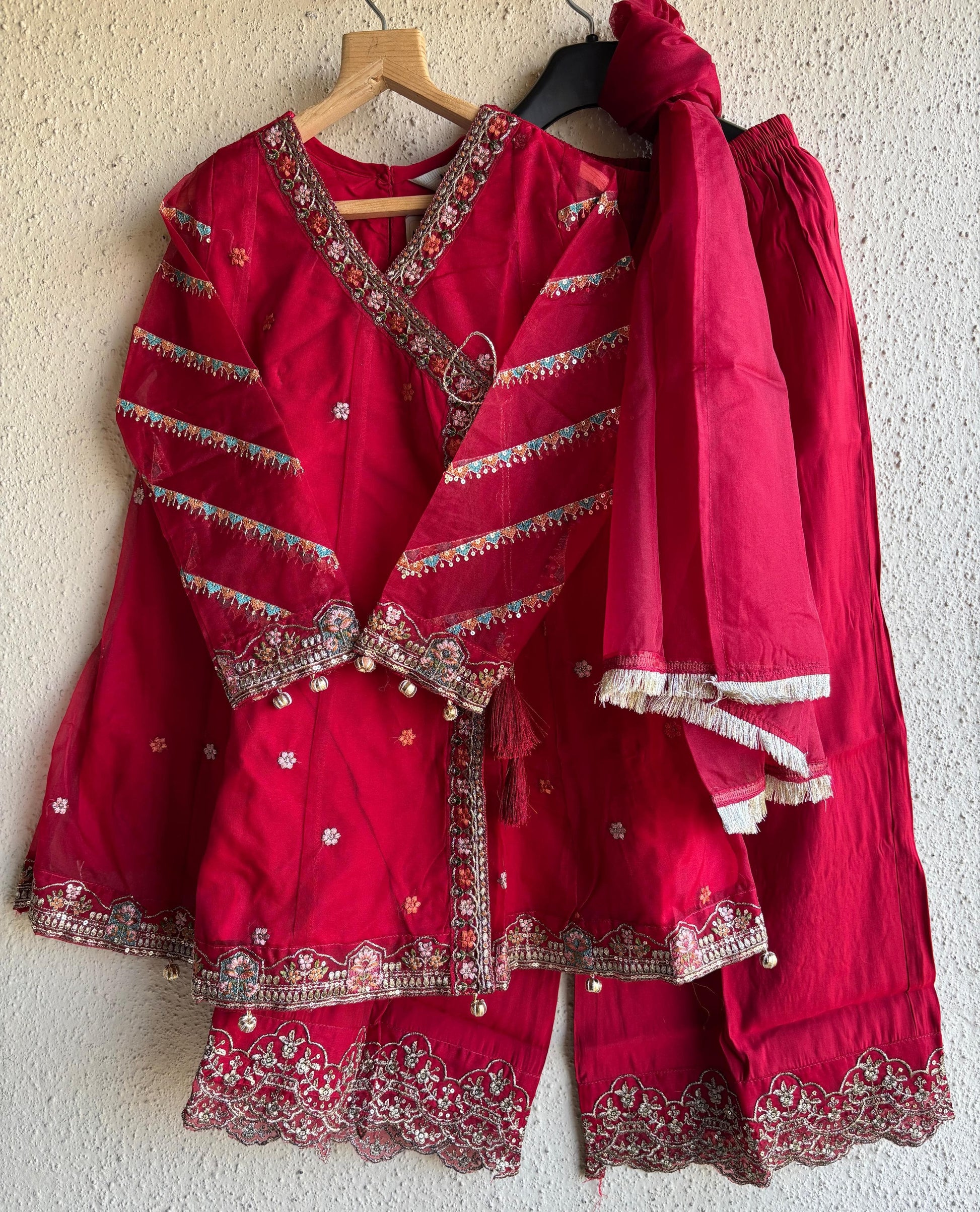 Darbar- E-Laal